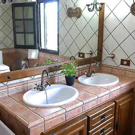Tajaste Private Pool! Villa